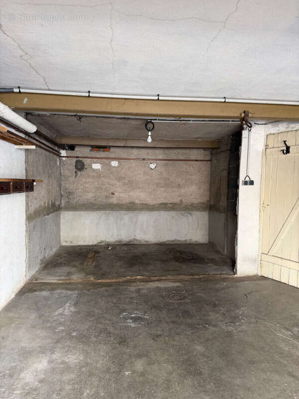 À vendre , garage double / box fermé,  nancy rue du charmois - photo 2