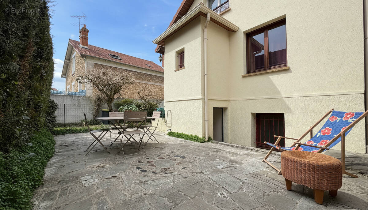 Maison à CORBEIL-ESSONNES