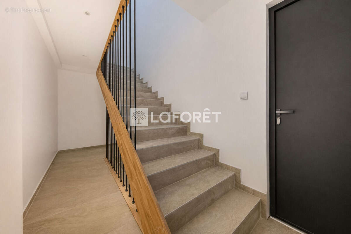 Appartement à PONTAULT-COMBAULT