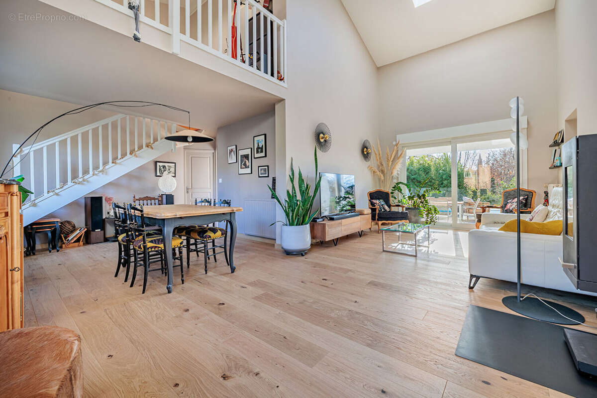 Maison à ESCALQUENS