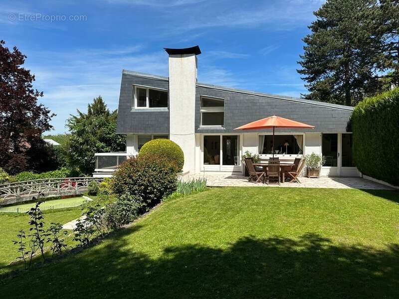 Maison à VERSAILLES