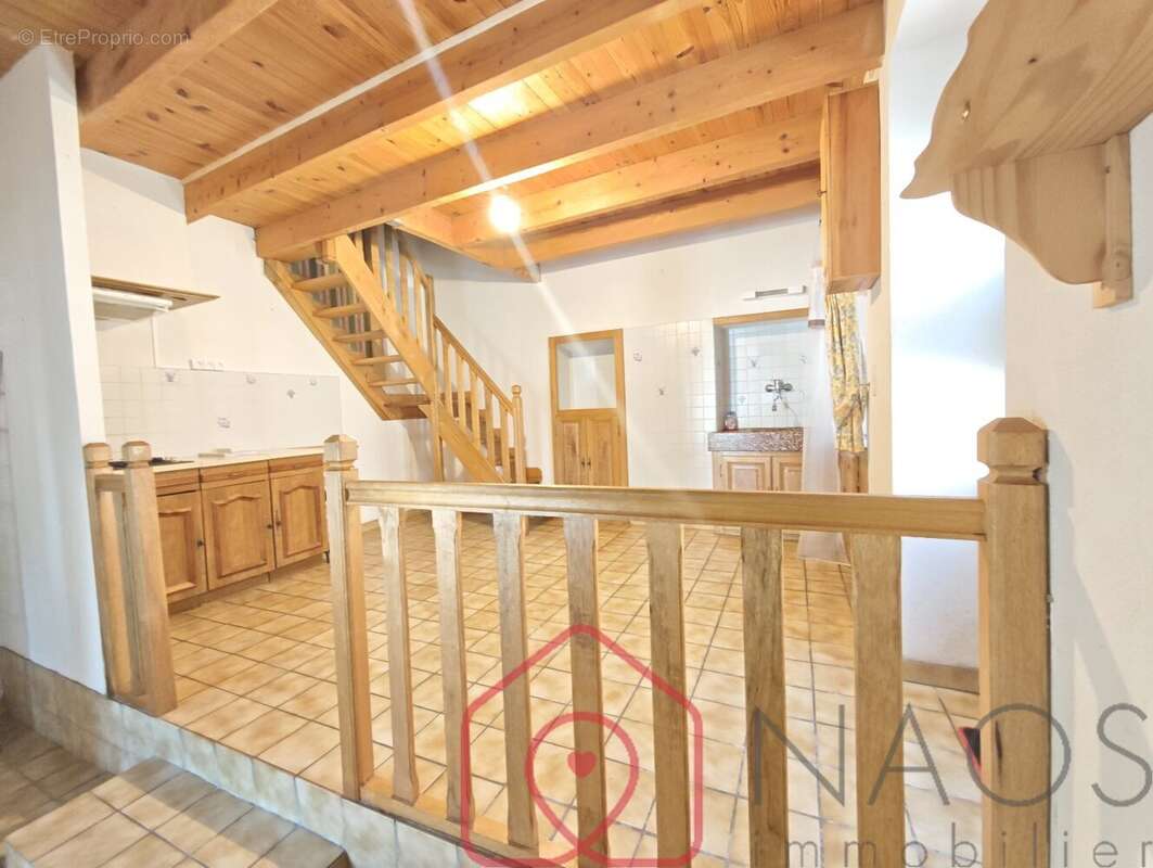 Maison à VILLESPASSANS