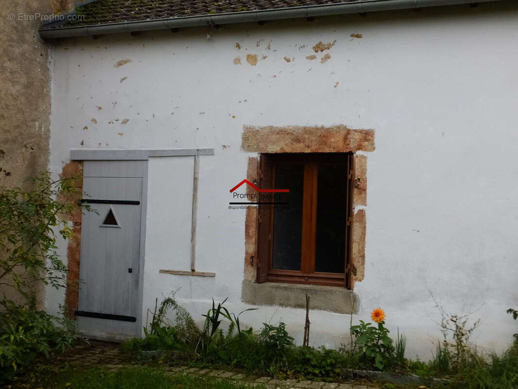 Appartement à SAULZAIS-LE-POTIER