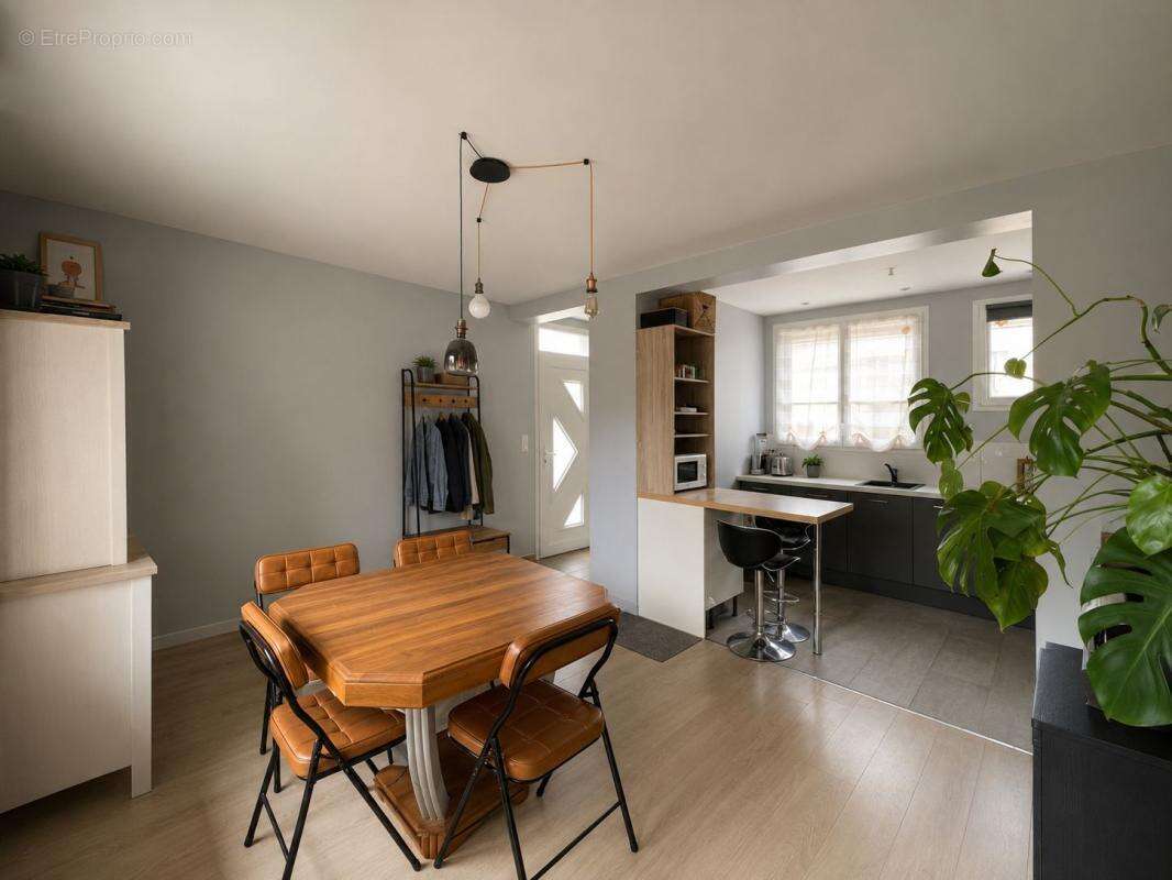 Maison à vendre à proximité de Montreuil aux Lions - photo 2