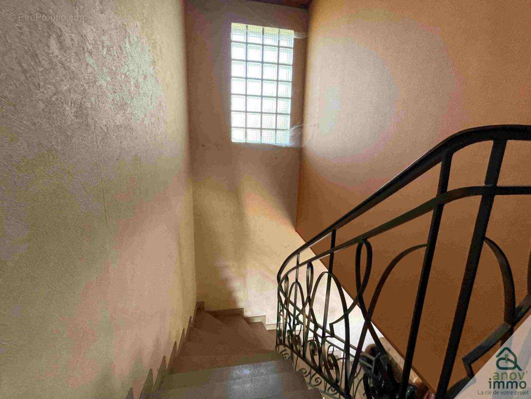 Maison à SAINT-AMANS-DES-COTS