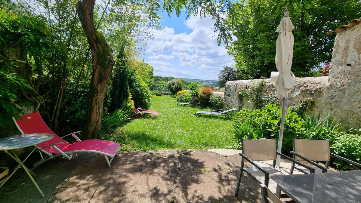 20230516_140507 - Maison à NONTRON