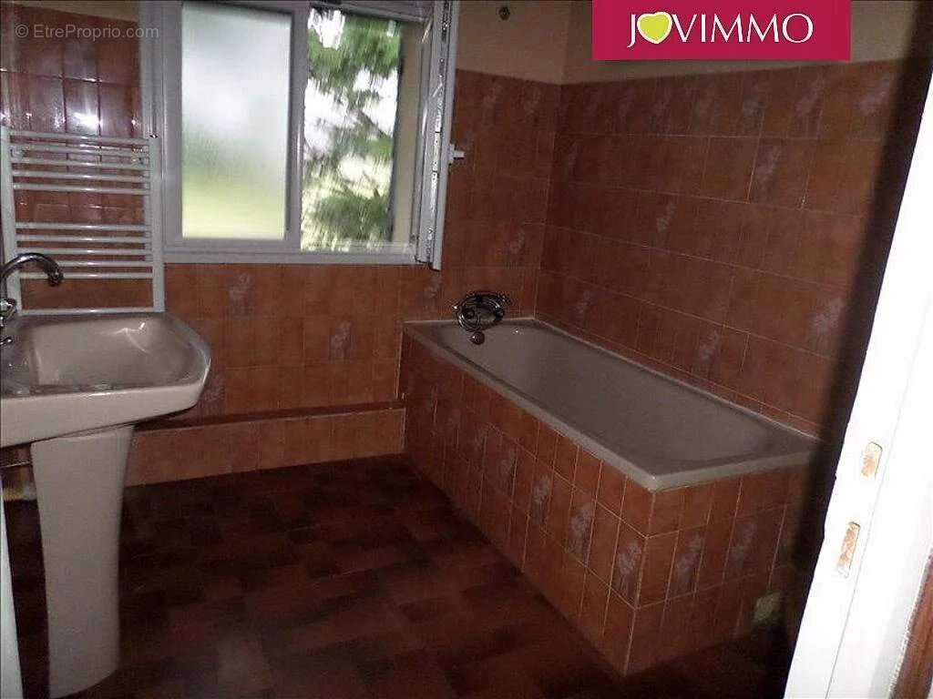 Maison à VALDIVIENNE