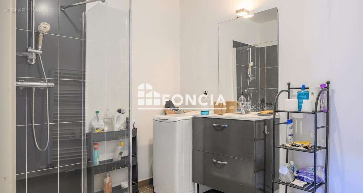 Appartement à MORIERES-LES-AVIGNON