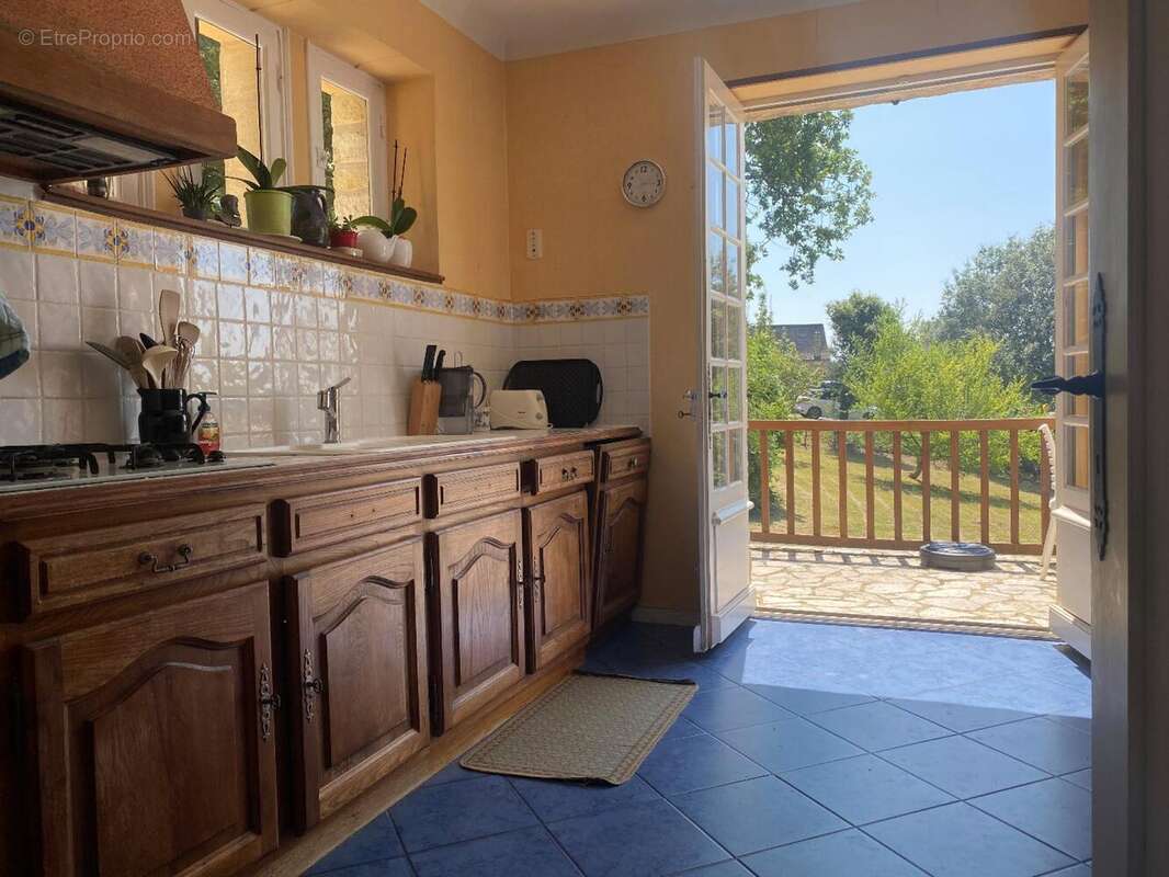 Cuisine RDC - Maison à BEYNAC-ET-CAZENAC