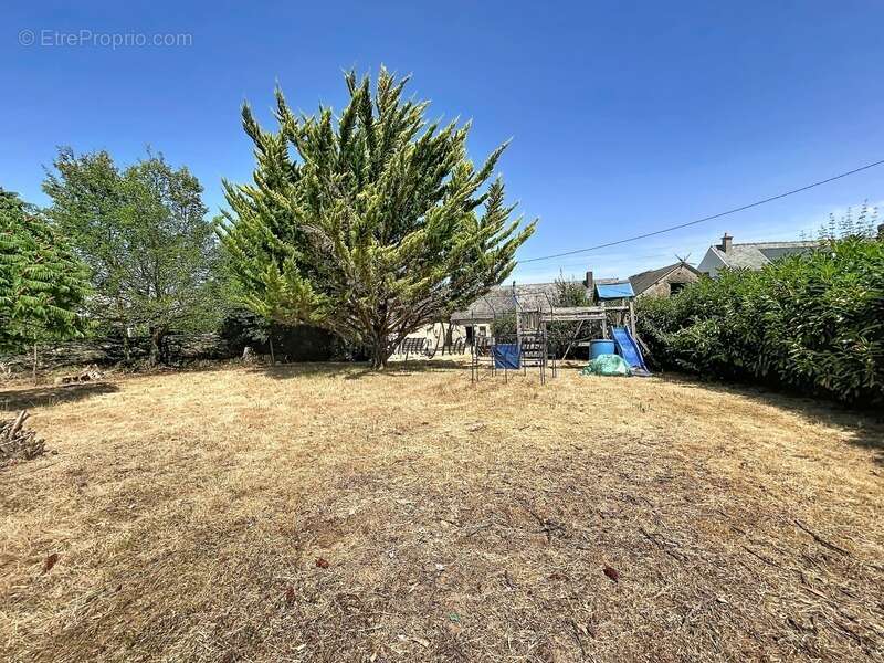 BEAUMONT SUR DEME (72)-Maison à vendre 5 pièces- jardin 1248m²-garage- cave - photo 20