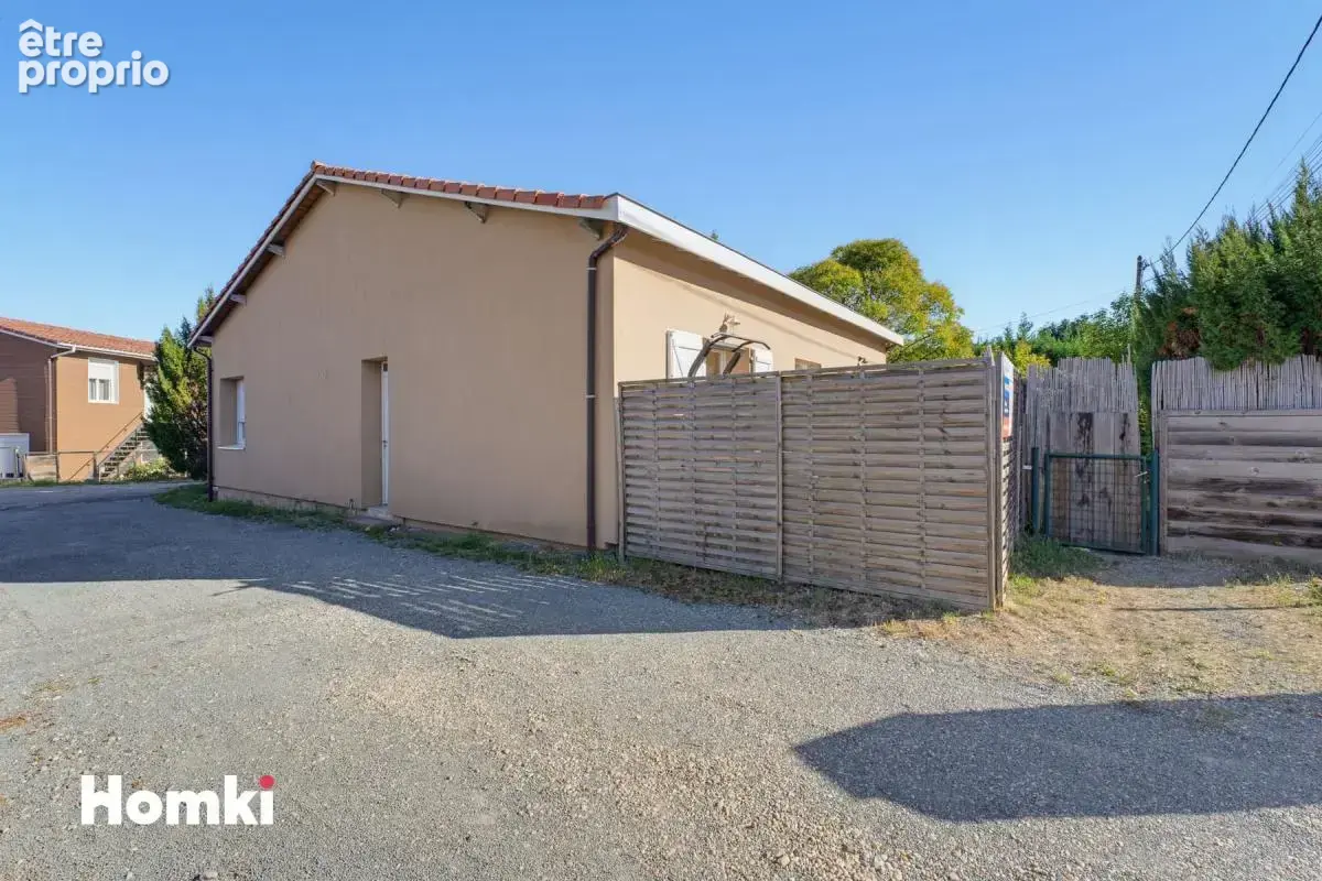 Appartement T2 bis de 42 m² avec jardin - photo 2