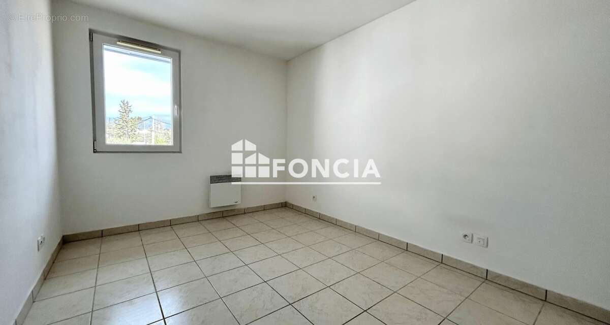 Appartement à PERTUIS