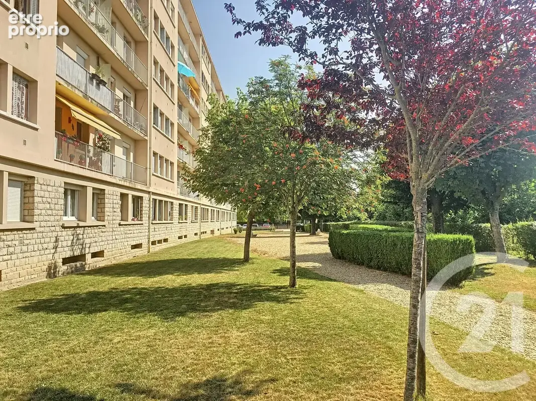 Photo Appartement à La Chapelle-Saint-Luc au prix de 78 000€