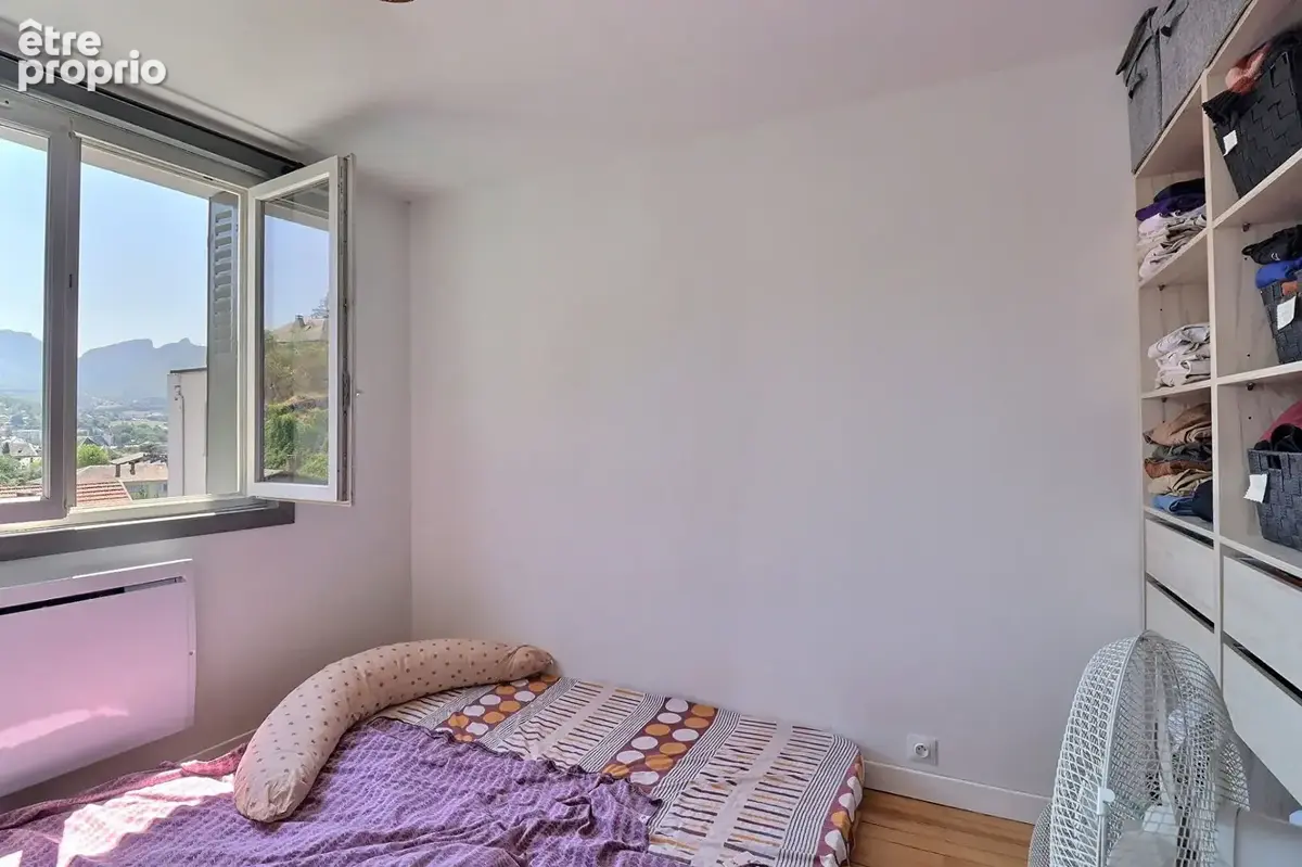 CHAMBÉRY  T3 61 m² au dernier étage - photo 9