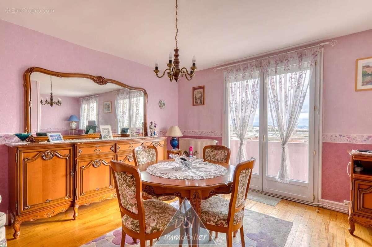 Appartement à CALUIRE-ET-CUIRE