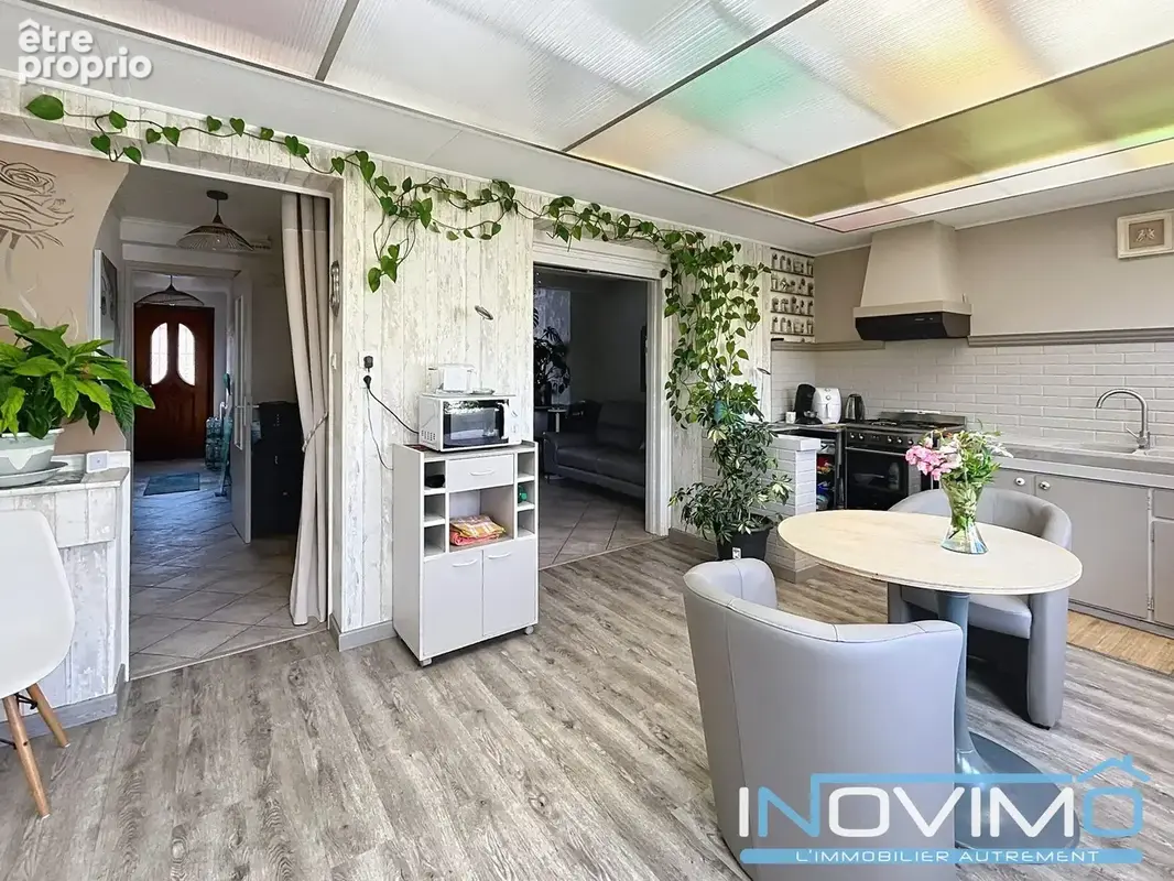 Maison 104 m² à Coudekerque-Branche  - photo 4