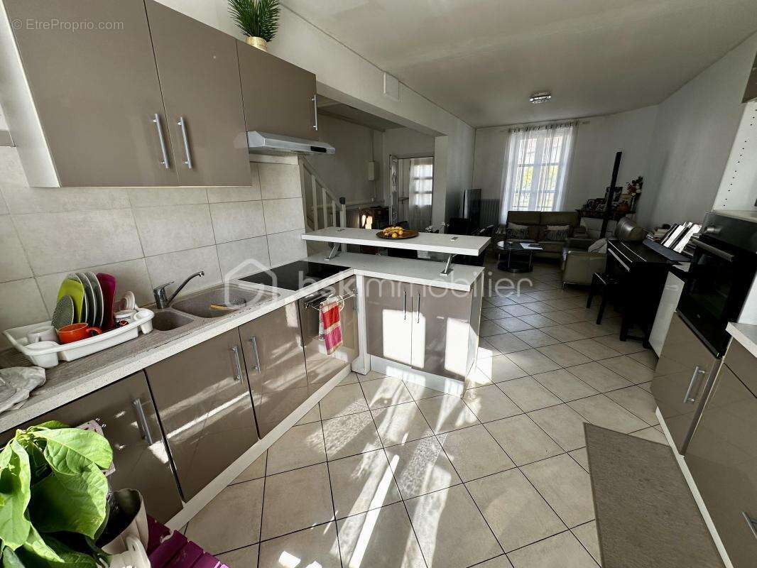 Maison à CREPY-EN-VALOIS