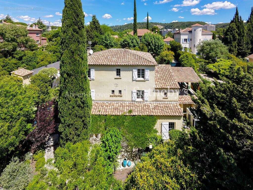 Maison à AIX-EN-PROVENCE