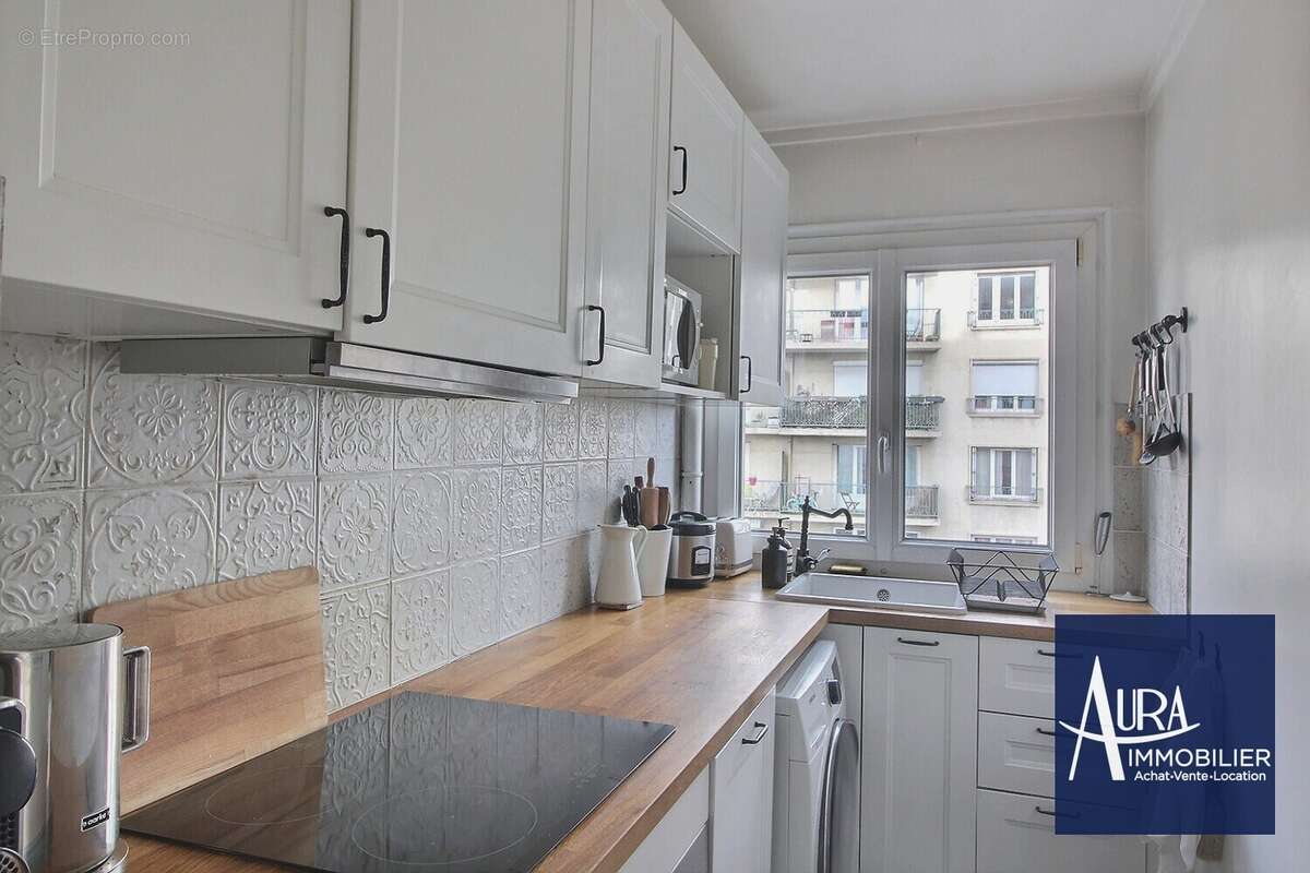 0_0006 - Appartement à LES LILAS