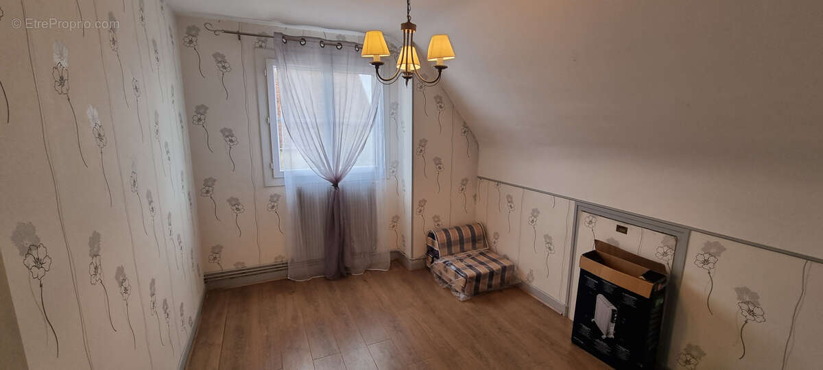 Maison à CHAMPLEMY