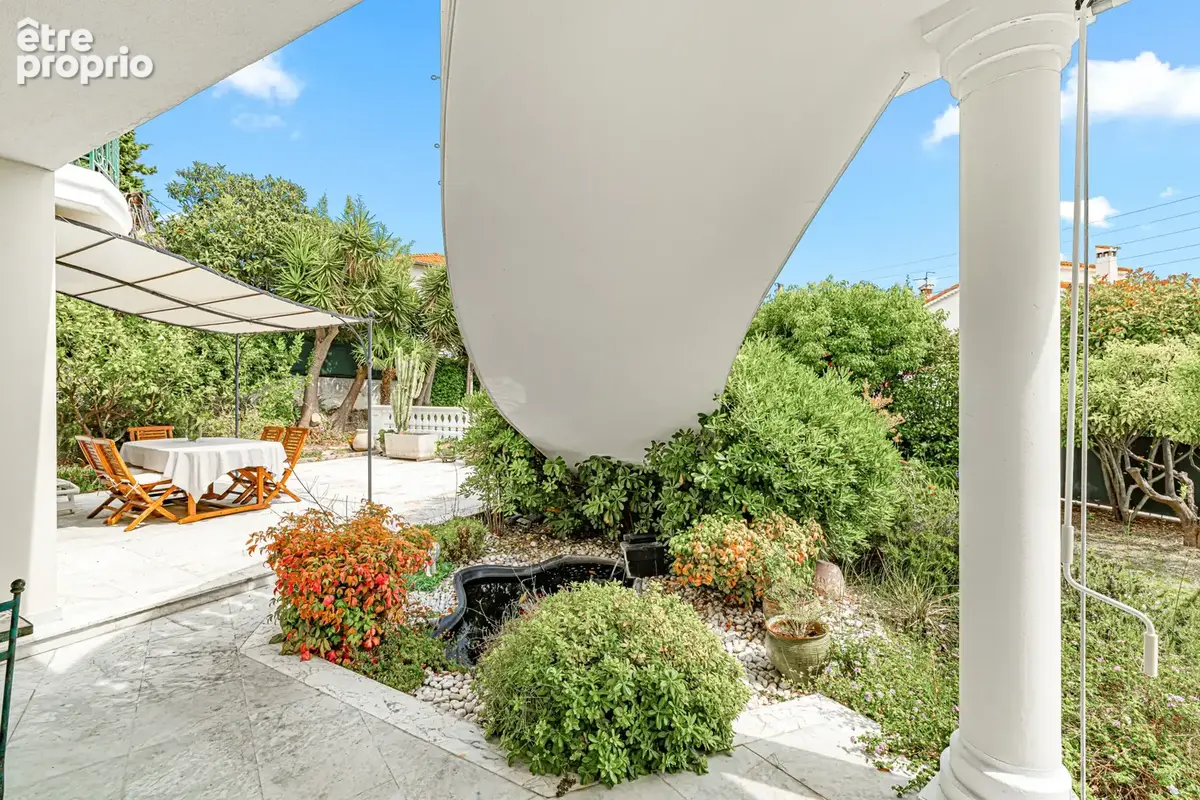 NICE NORD - COLLINE SAINT-SYLVESTRE - VILLA - 240 m2 - Terrain plat 750 m2 - Garage 160 m2 - 1 260 000 € - photo 7