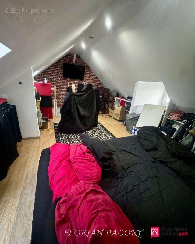 Maison à SAINT-JOUIN-BRUNEVAL