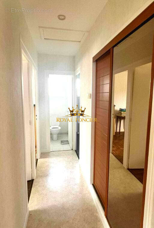 Maison 86 m² à Port-De-Piles  - photo 7