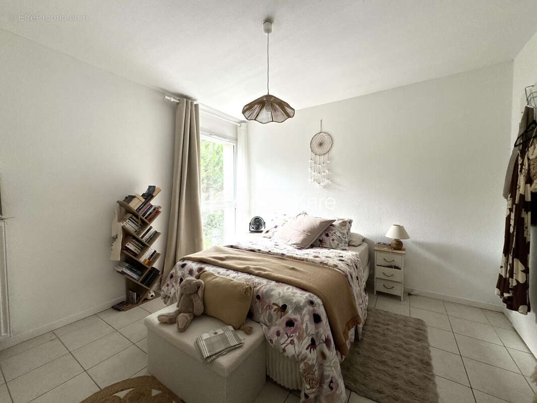 Appartement 42 m² à Saint-Jean-D'illac  - photo 6