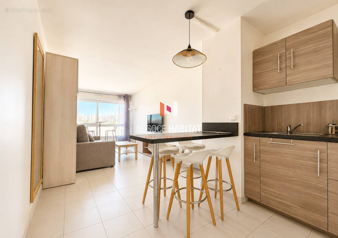 Appartement à MAUGUIO