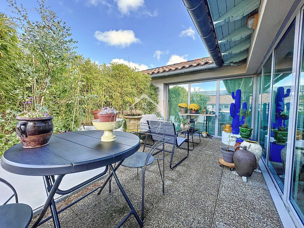 Duplex type 3 de 71 m2 avec terrasse ascenseur et place de parking privée - photo 9