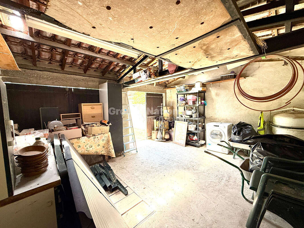 Maison de type 5 avec piscine et double garage - photo 16