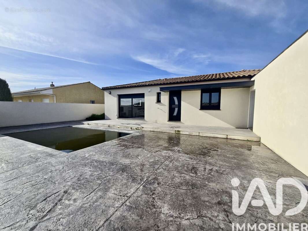 Photo 2 - Maison à VILLENEUVE-MINERVOIS