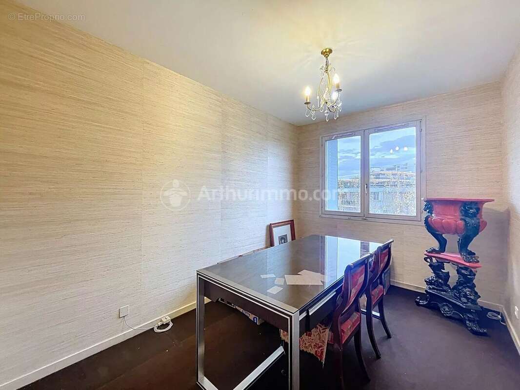 Appartement à CHAMALIERES