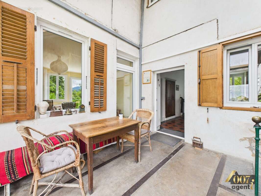 Maison 121 m² à Arbin  - photo 6