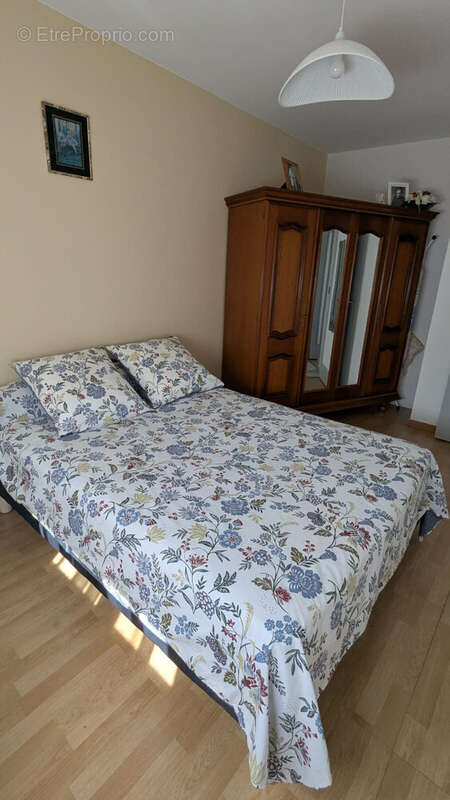 Maison 84 m² à Bonson  - photo 6