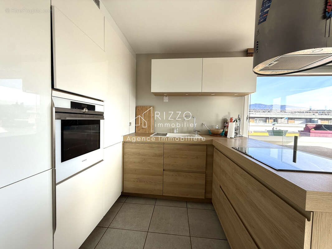 Appartement à VETRAZ-MONTHOUX