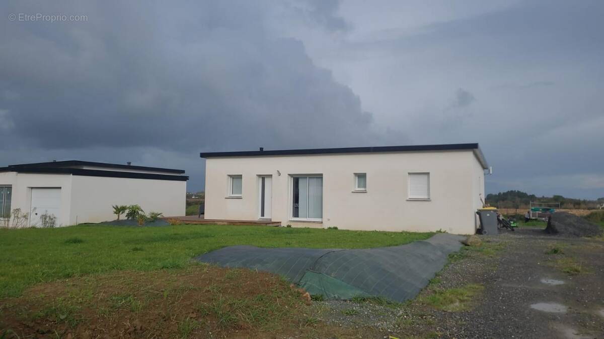 Maison à PONT-L&#039;ABBE