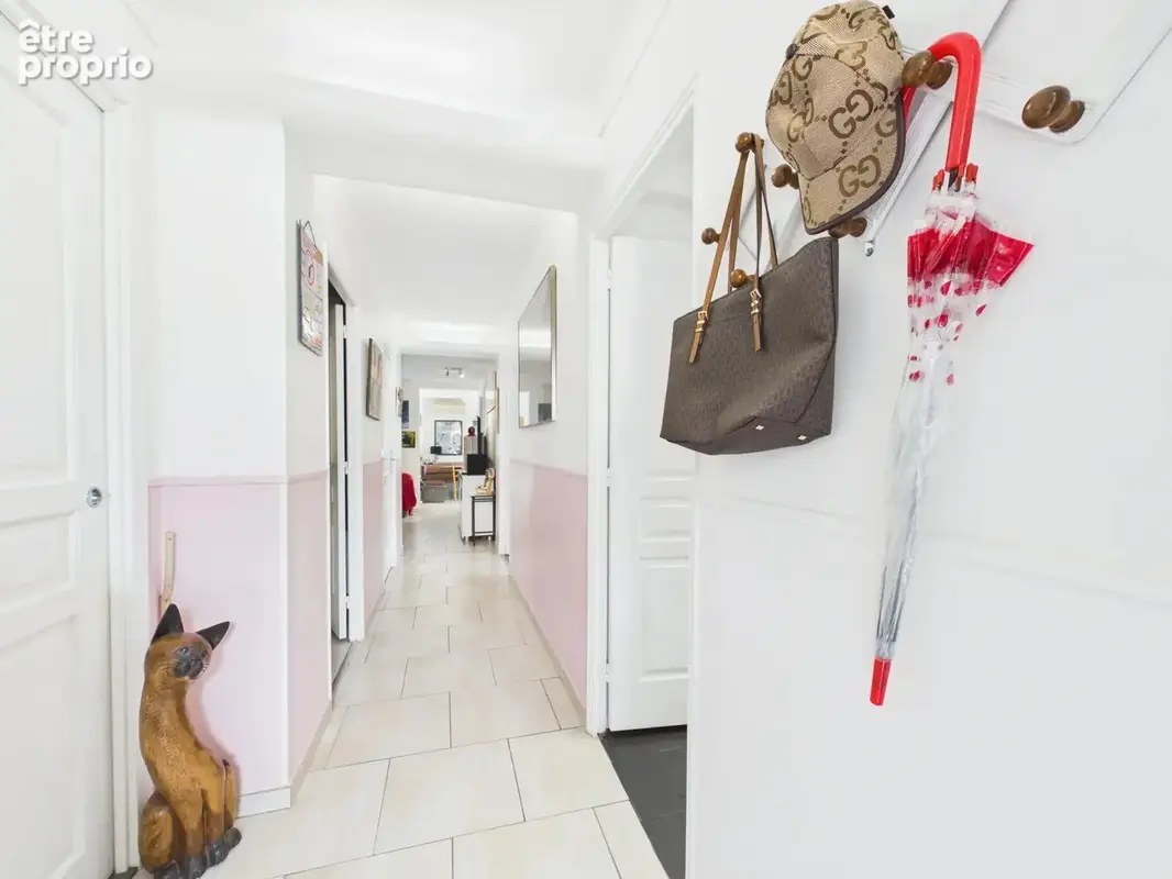 Appartement 4 pièces avec terrasse, balcon et cour privative - Menton - photo 4