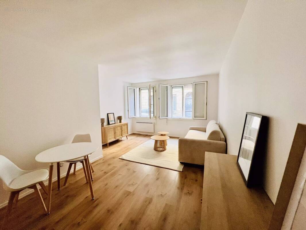 Appartement à BORDEAUX