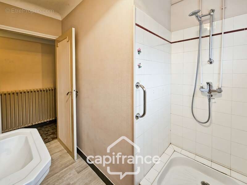 Maison à CASTELCULIER