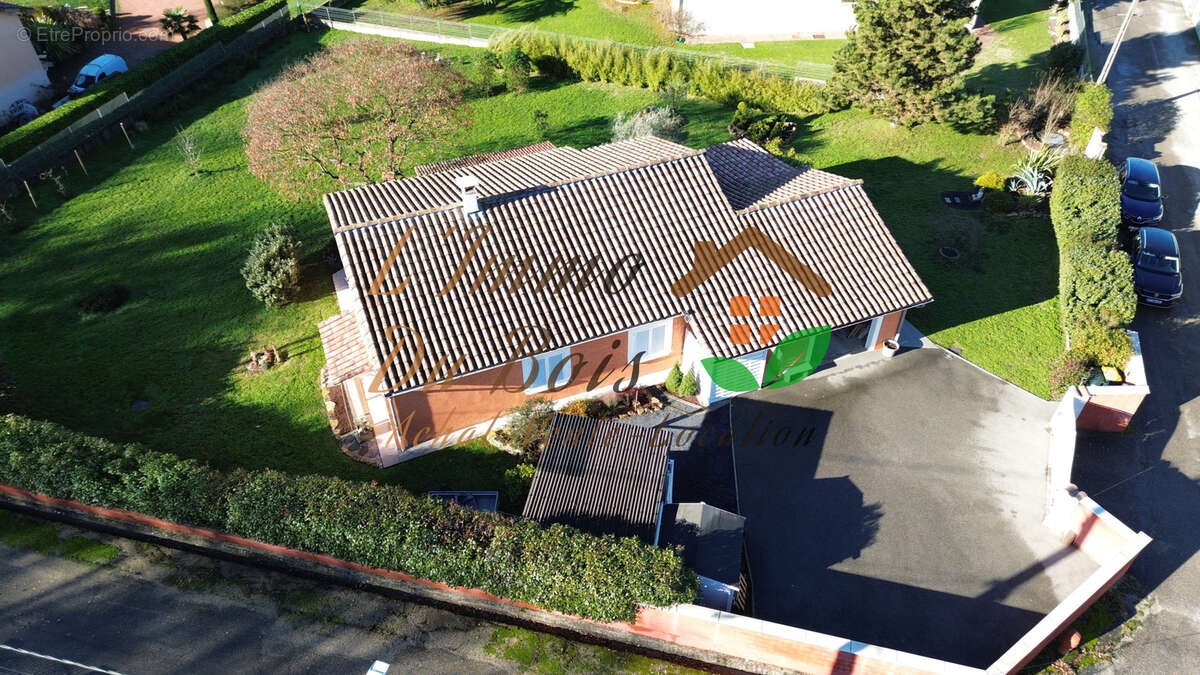 Maison à AGNIN