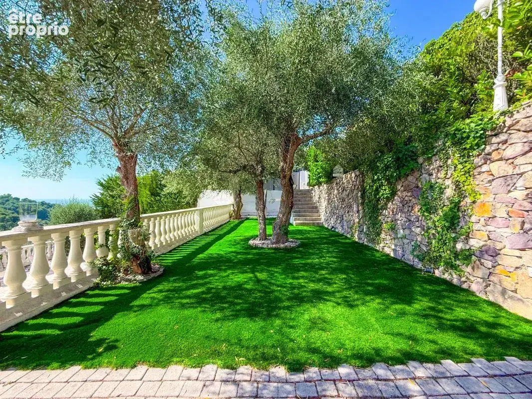 Maison 5 pièces sur les hauteurs de Nice à Vendre - photo 18