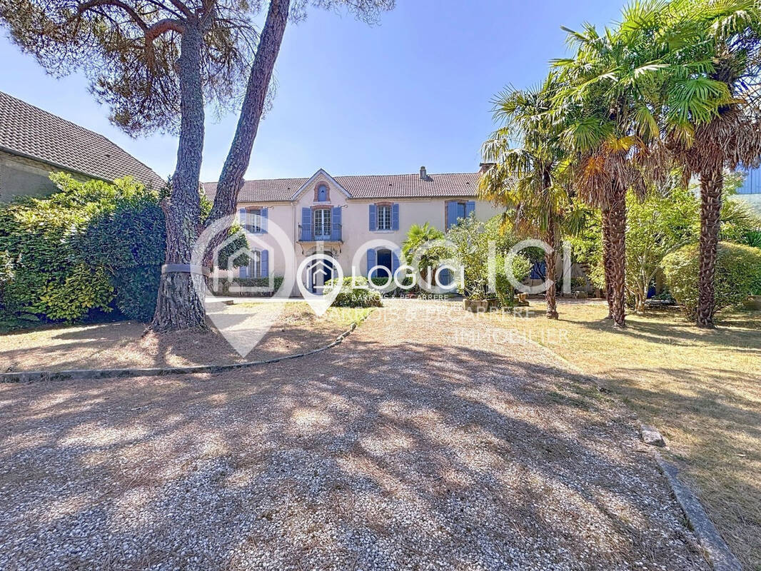 Maison à VIC-EN-BIGORRE
