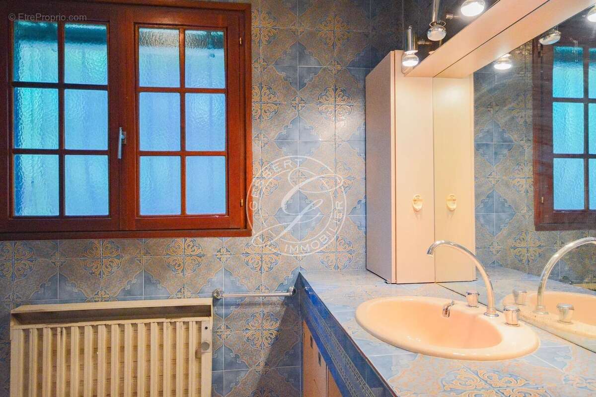 Maison à LORGUES