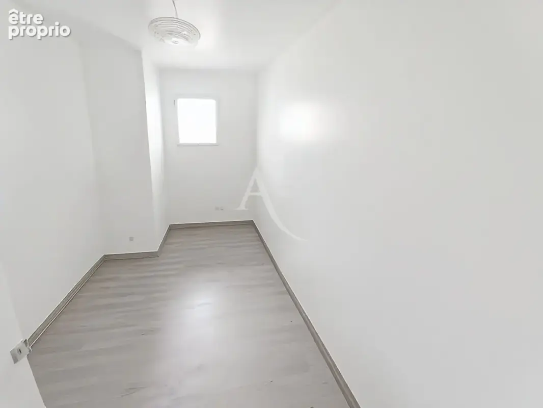 Saint-Etienne du Rouvray - photo 10
