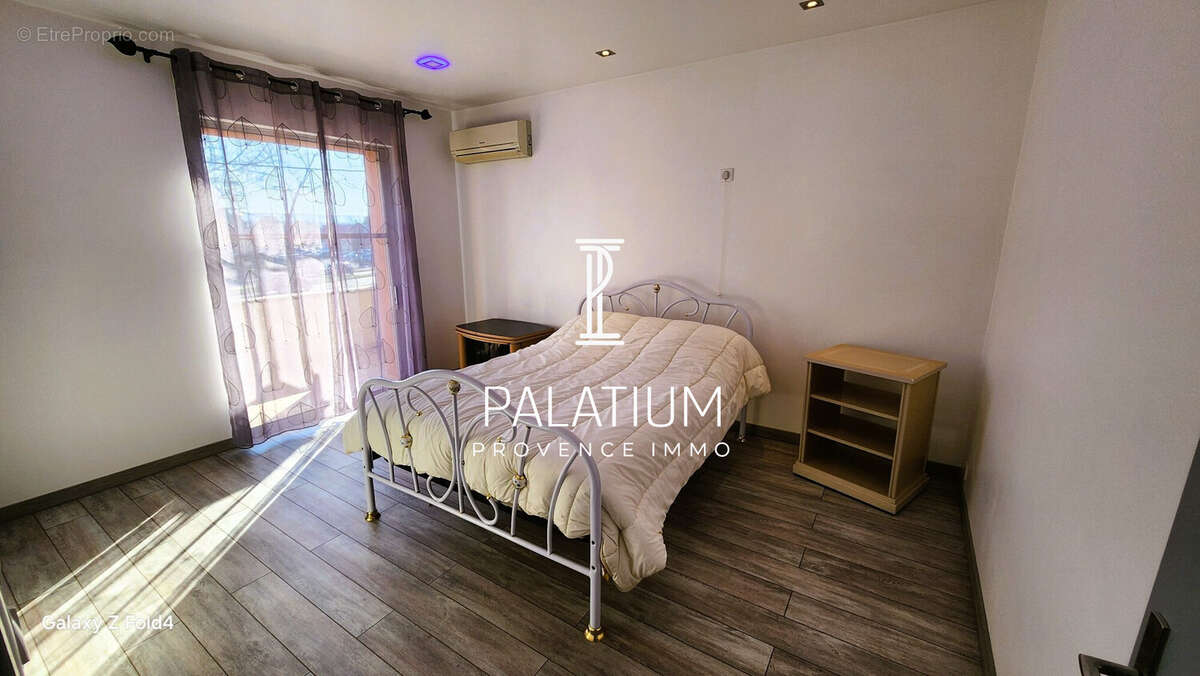 Maison 180 m² à Marignane  - photo 6