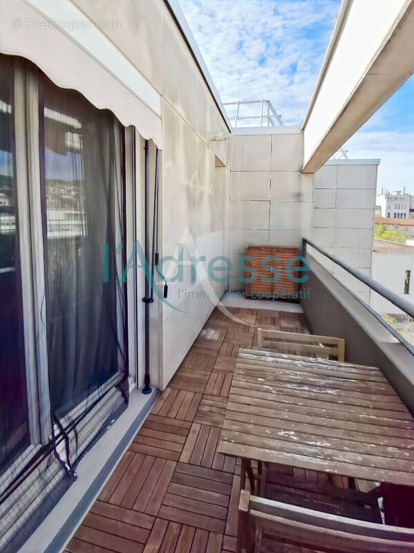 Appartement à SURESNES