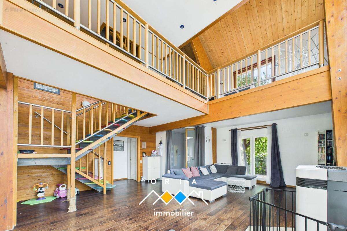 Maison à CHAMBLEY-BUSSIERES