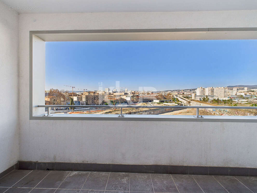Appartement à MARSEILLE-3E