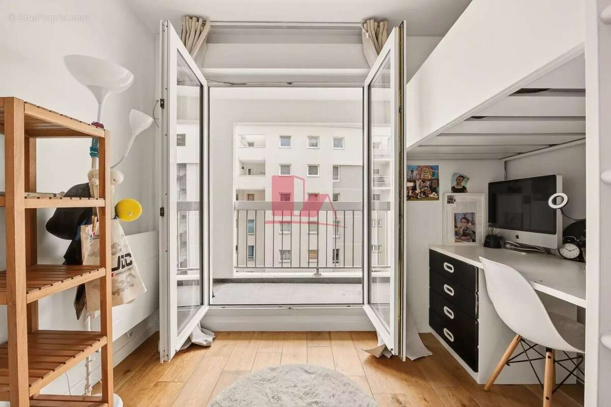 Appartement à ISSY-LES-MOULINEAUX